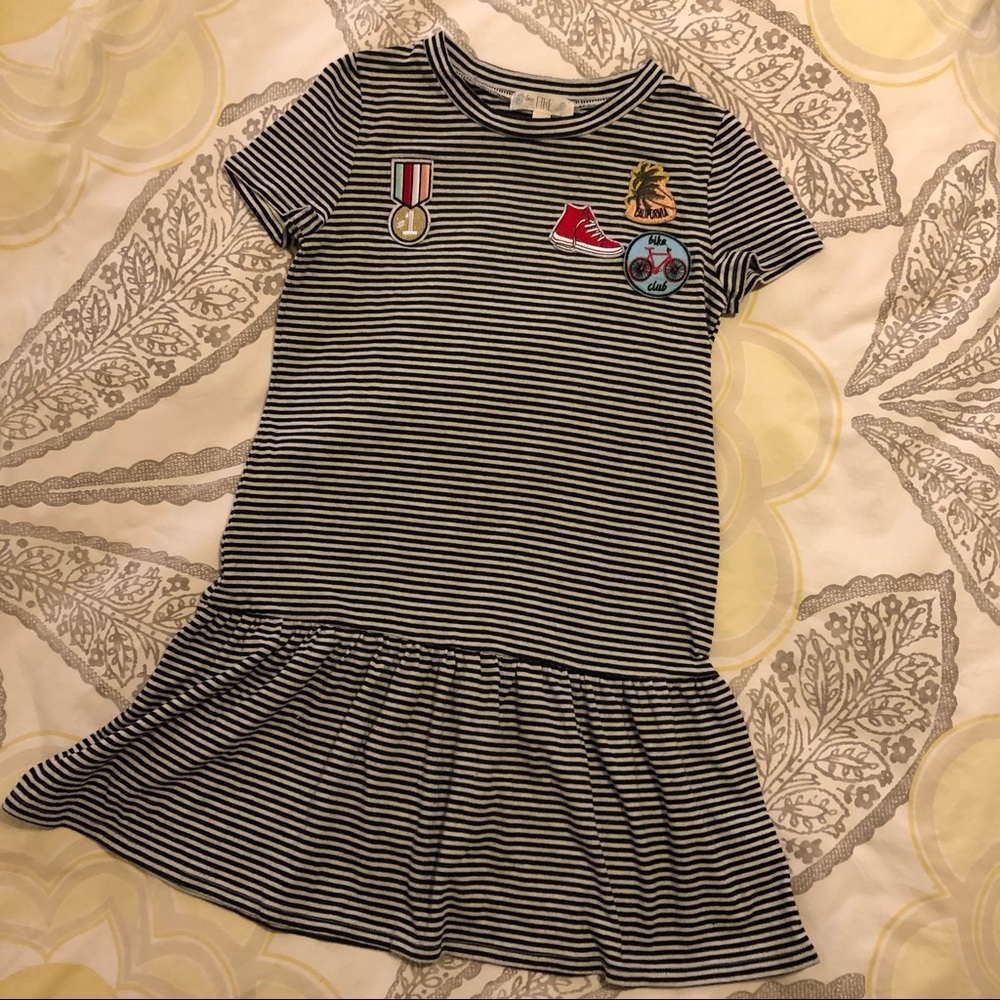 Love fire striped jersey dress with patches. Cute! - Picture 2 of 5